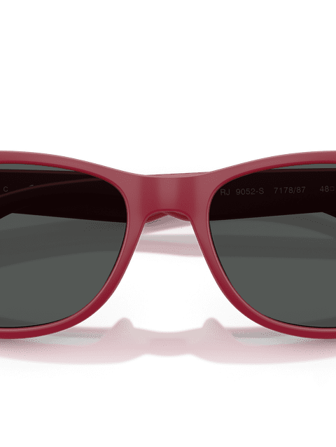 Ray-Ban Sunglasses Children New Wayfarer Kids - Rubber Bordeaux Frame Grey Lenses 47-15