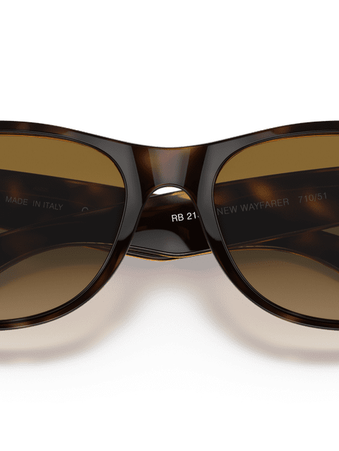 Ray-Ban Sunglasses Unisex New Wayfarer Classic - Light Havana Frame Brown Lenses 52-18