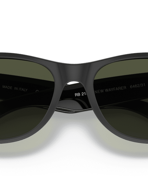 Ray-Ban Sunglasses Unisex New Wayfarer Color Mix - Black Frame Green Lenses 58-18