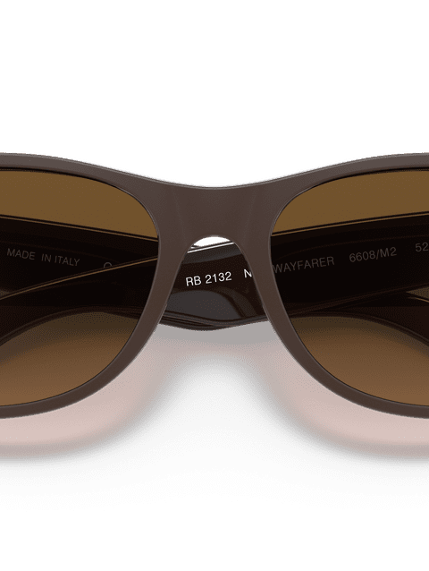 Ray-Ban Sunglasses Unisex New Wayfarer Classic - Brown On Transparent Brown Frame Brown Lenses 58-18 Polarized